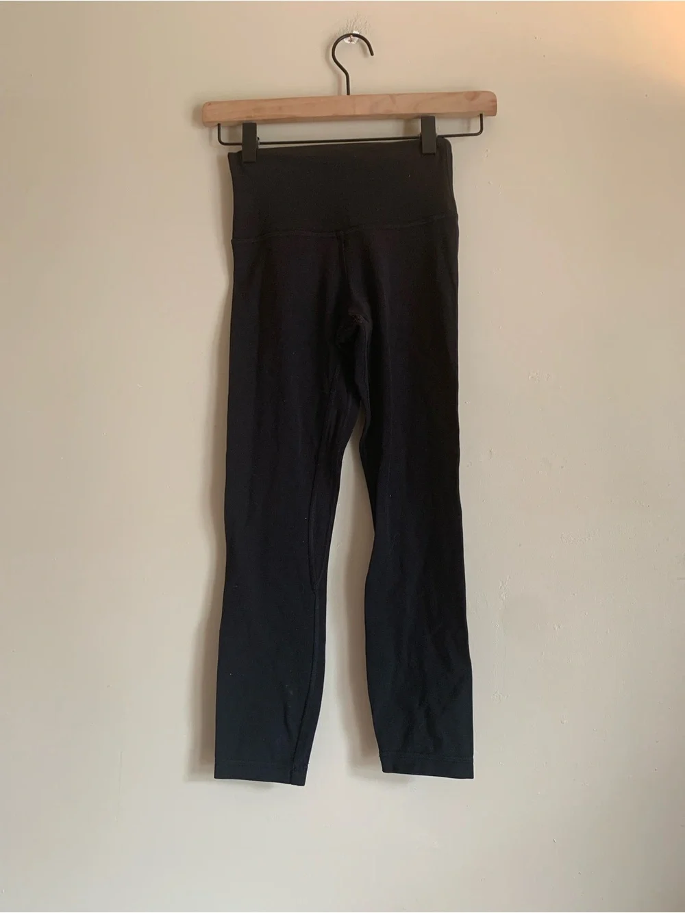 lululemon athletica Black High-Rise Leggings Women Size 2 Bottoms Athletic